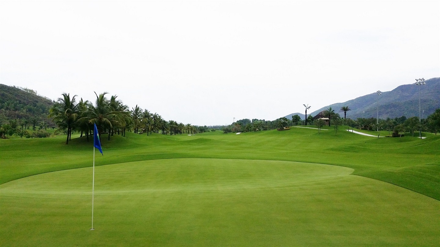 Sân golf Diamond Bay