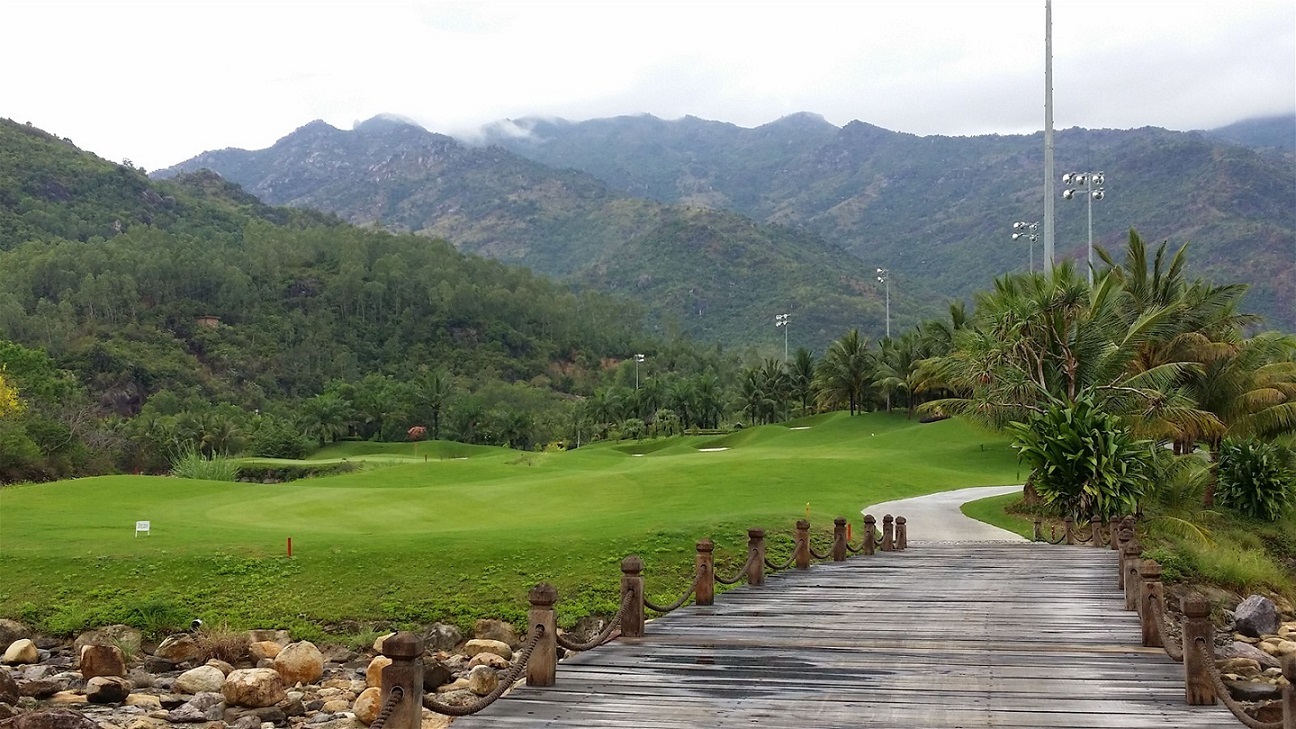 Nha Trang Golf Tour 3 ngày 2 đêm 