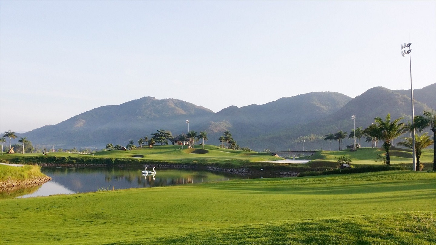 Nha Trang Golf Tour 3 ngày 2 đêm 