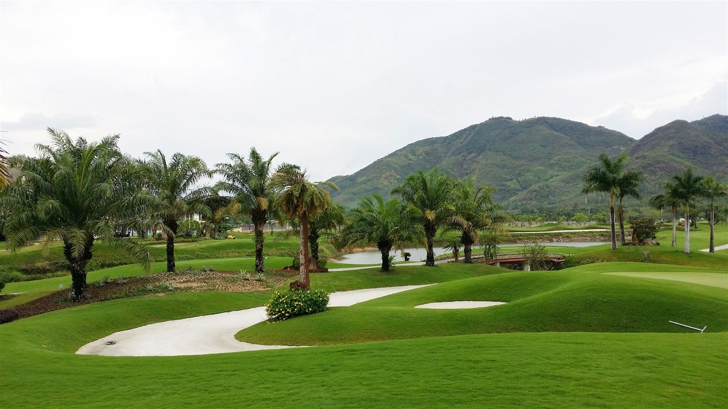 Sân golf Diamond Bay