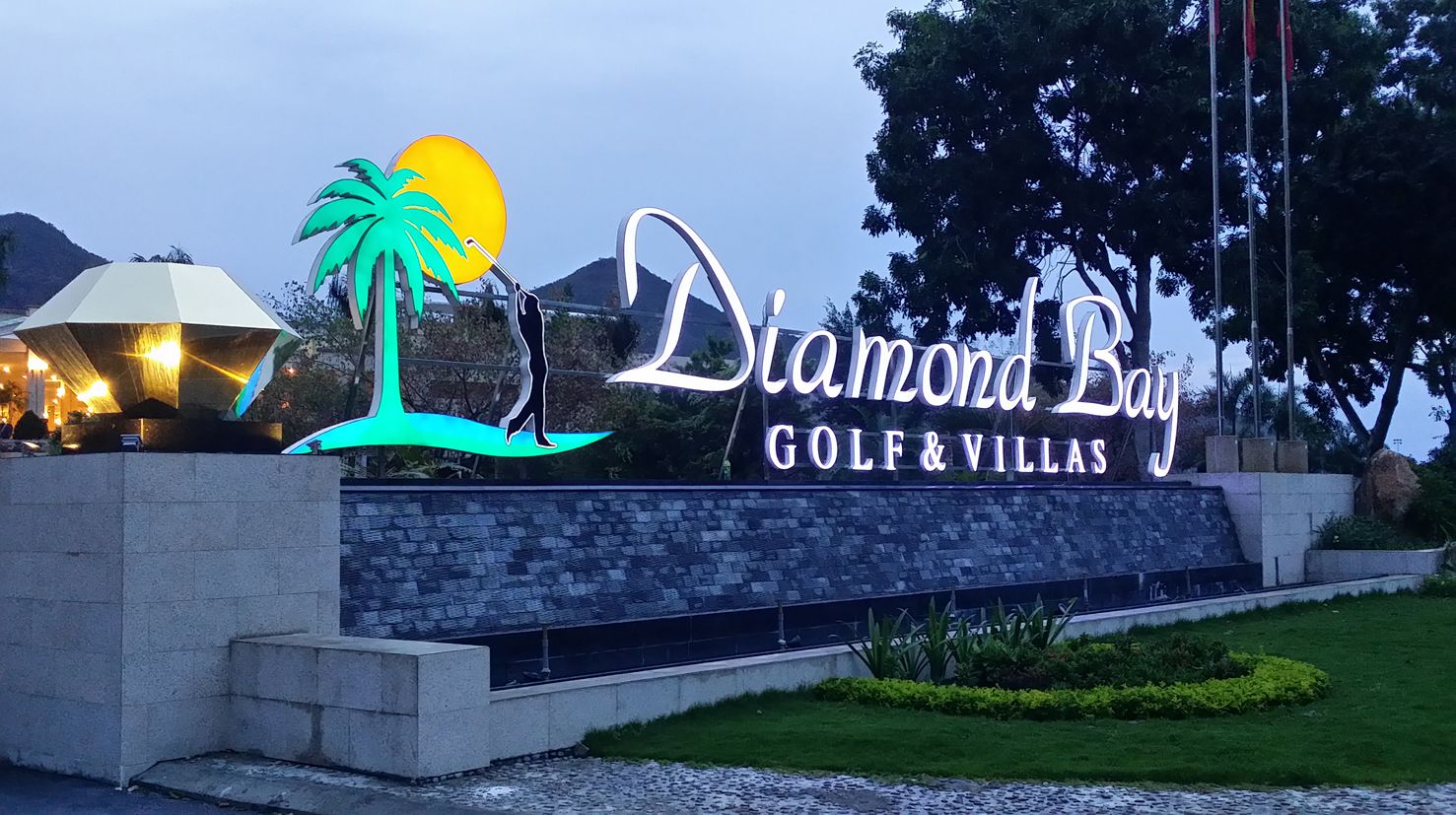 Sân golf Diamond Bay