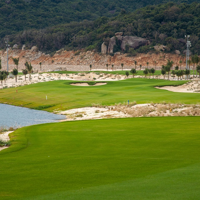 Sân Golf ANARA Bình Tiên