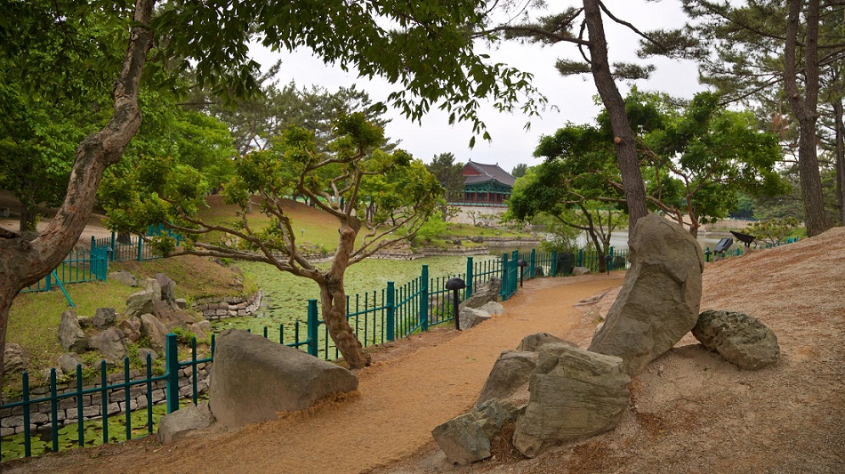 Cung điện Donggung và hồ Wolji, Gyeongju