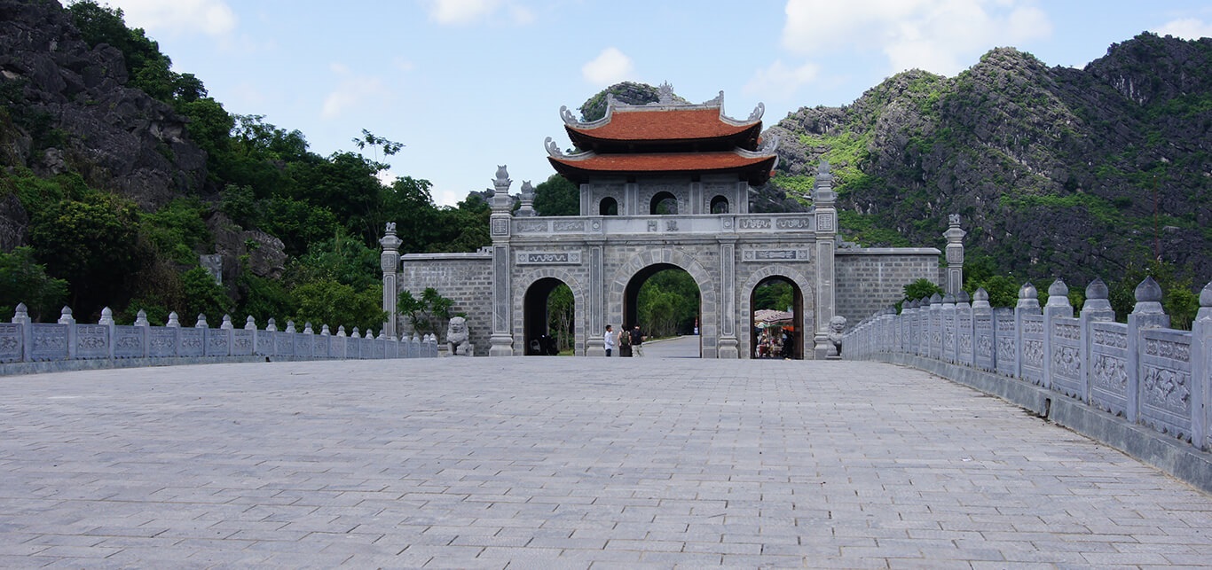 Tour tham quan Quần thể danh thắng Tràng An từ Hà Nội