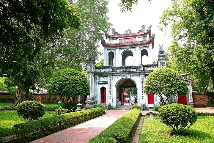 City tour tham quan Hà Nội và xem múa rối nước