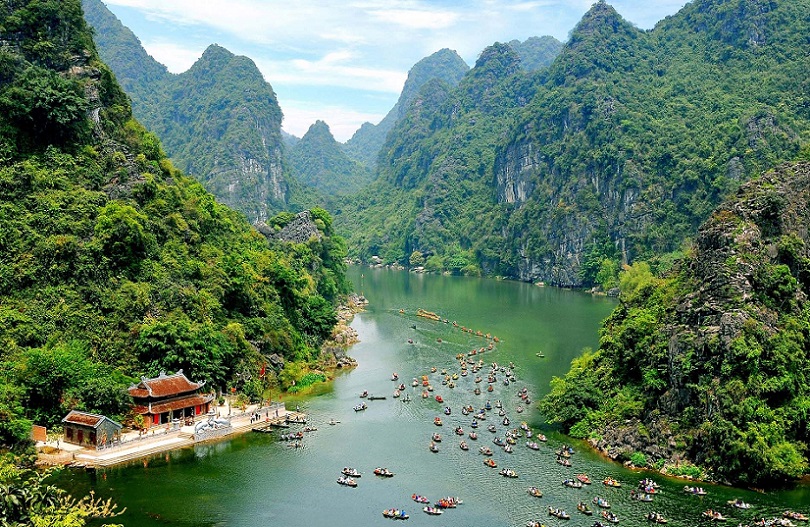 Tour tham quan Quần thể danh thắng Tràng An từ Hà Nội