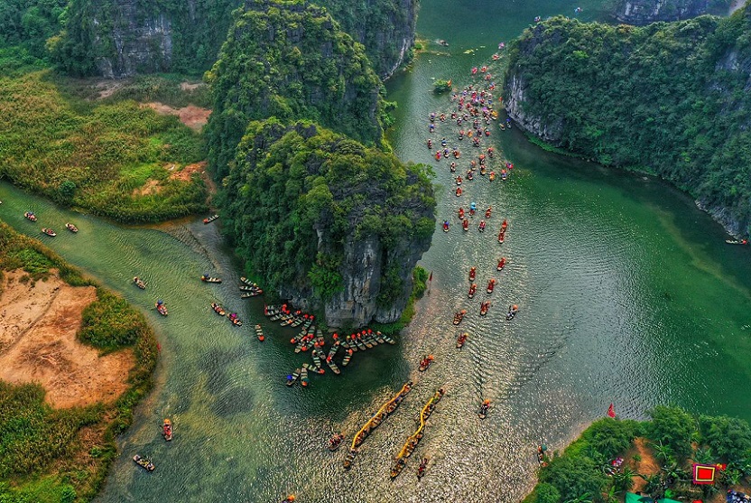 Tour Bái Đính - Hang Múa -Tràng An - Phim trường 