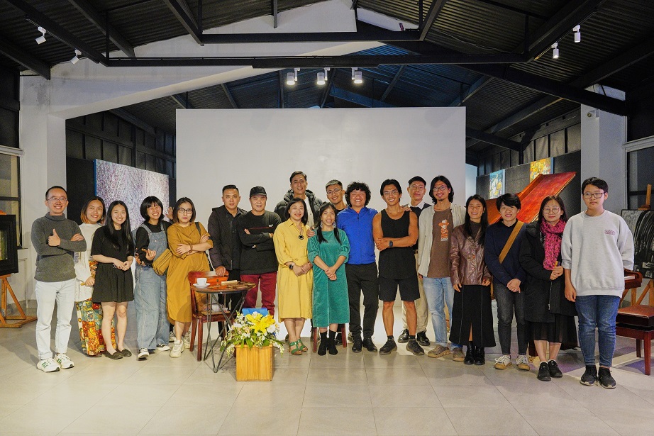 Phố Bên Đồi Creative Studio