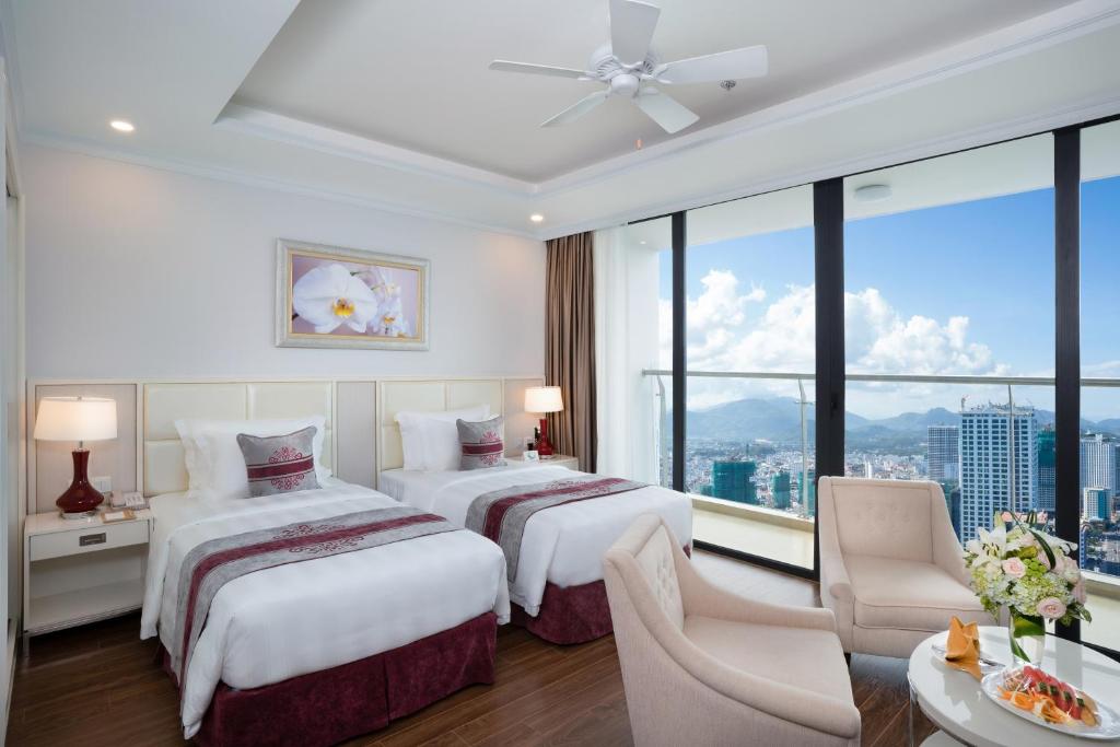 [Hot Promotion] Vinpearl Condotel Beachfront Nha Trang + Vinwonders