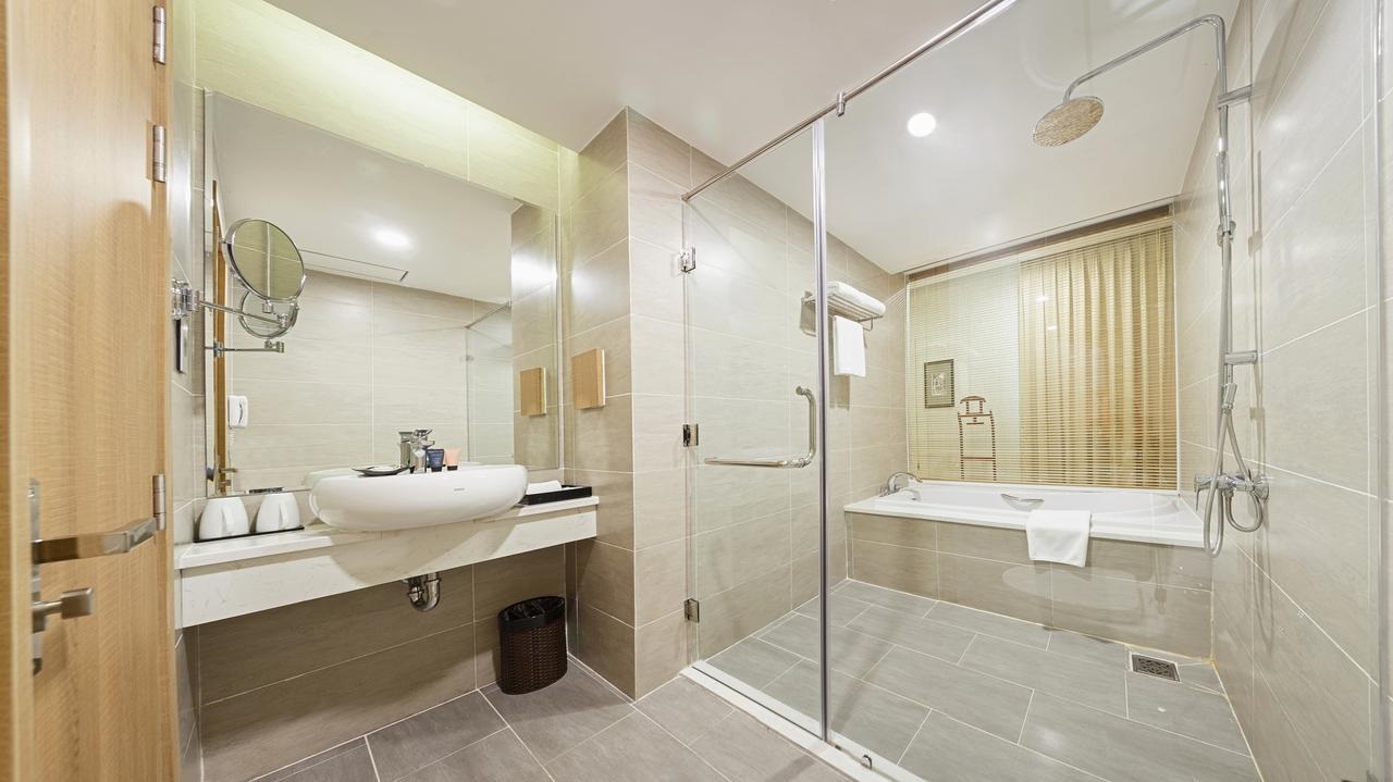 [Stay & Play] Khách sạn Mường Thanh Sài Gòn Centre + Tân Sơn Nhất Golf