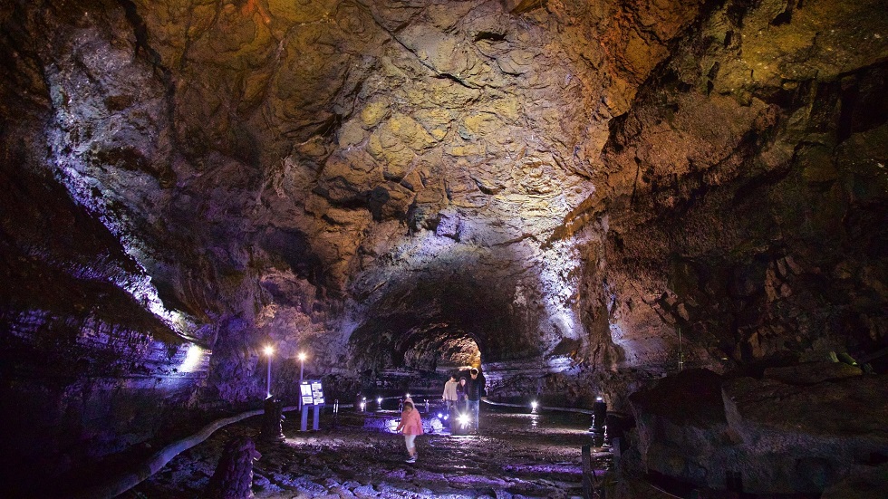 Hang động Dung nham Manjanggul, Jeju