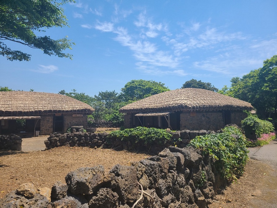 Làng dân gian Jeju