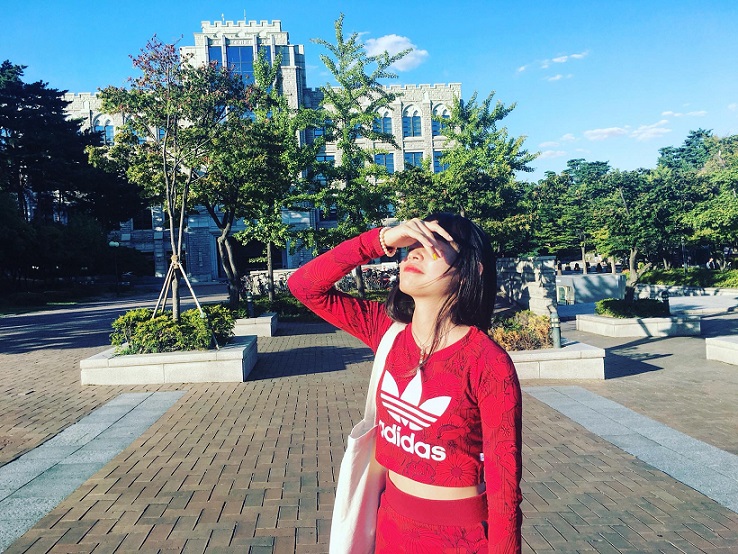 Combo vé tham quan Công viên giải trí Seoul Lotte World và trải nghiệm mặc đồng phục học sinh Hàn Quốc