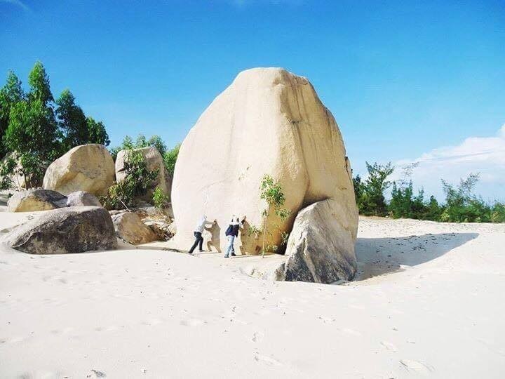 Bãi Từ Nham, Phú Yên 