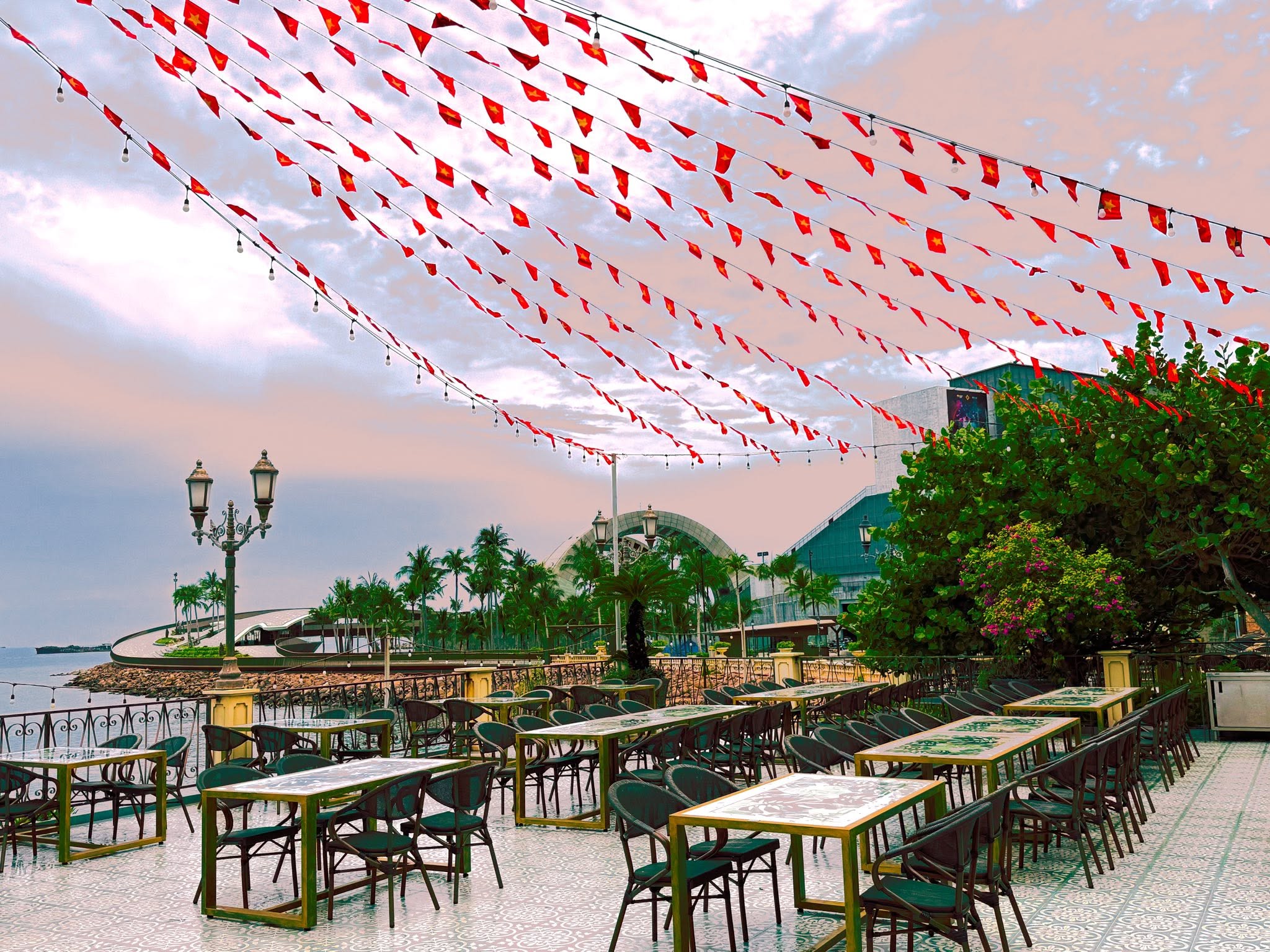 Nhà hàng Draft Beer Sunset Town Phú Quốc