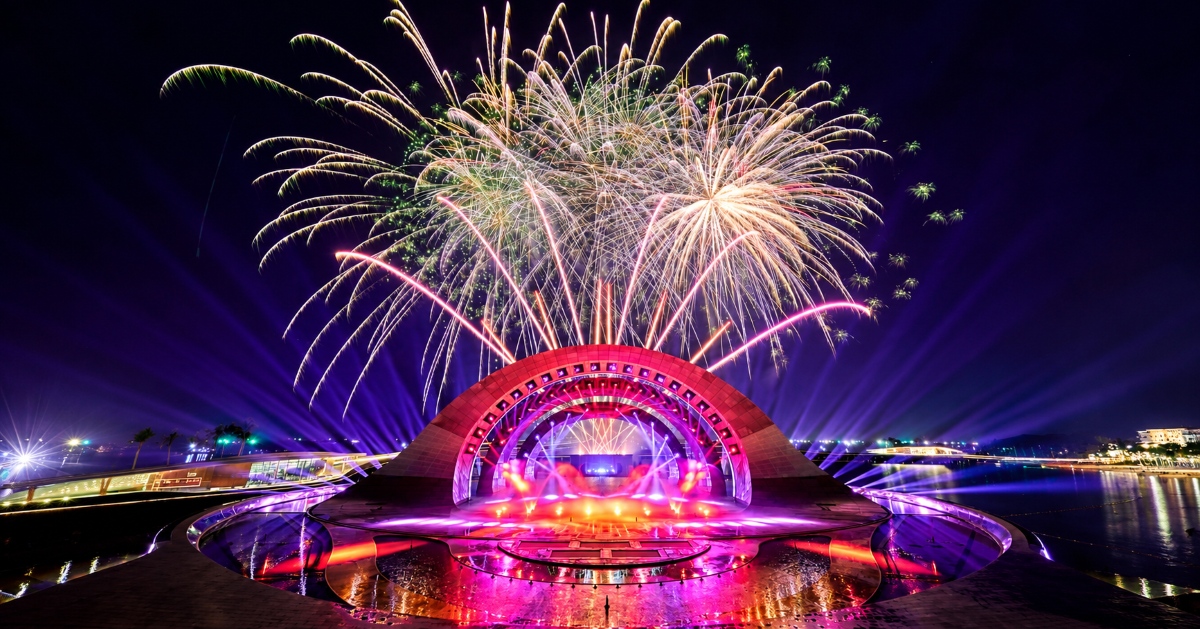 Show Kiss of the Sea – Nụ hôn của biển cả, Sunset Town Phú Quốc