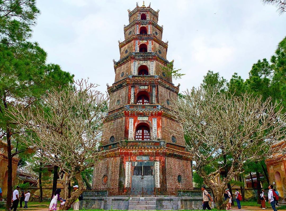 Một ngày khám phá mảnh đất cố đô Huế