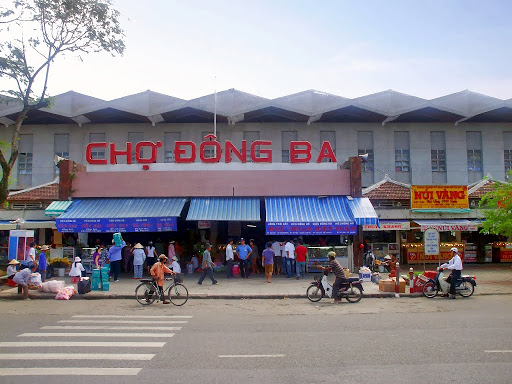 Một ngày khám phá mảnh đất cố đô Huế