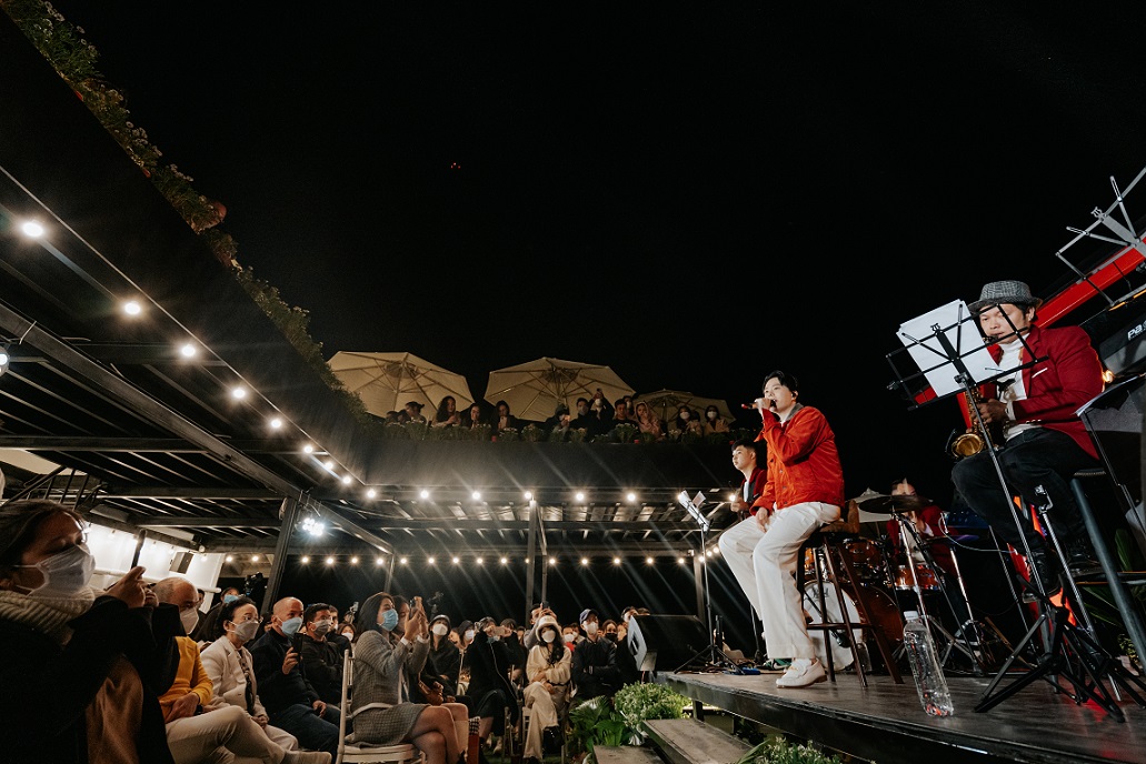 [Đã kết thúc] Vé Amazing Show tại Dalat Golf Café tháng 01/2022