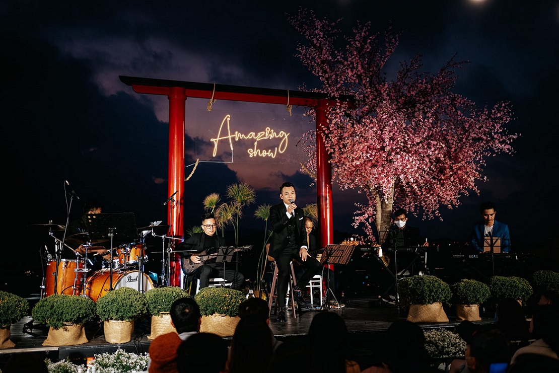 [Đã kết thúc] Vé Amazing Show tại Dalat Golf Café tháng 02/2022